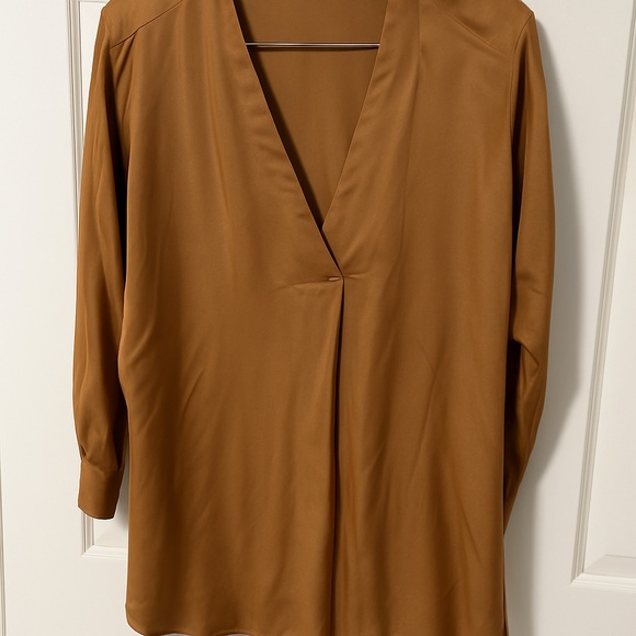 Elegant Brown Women's Top - Picture 1 of 1